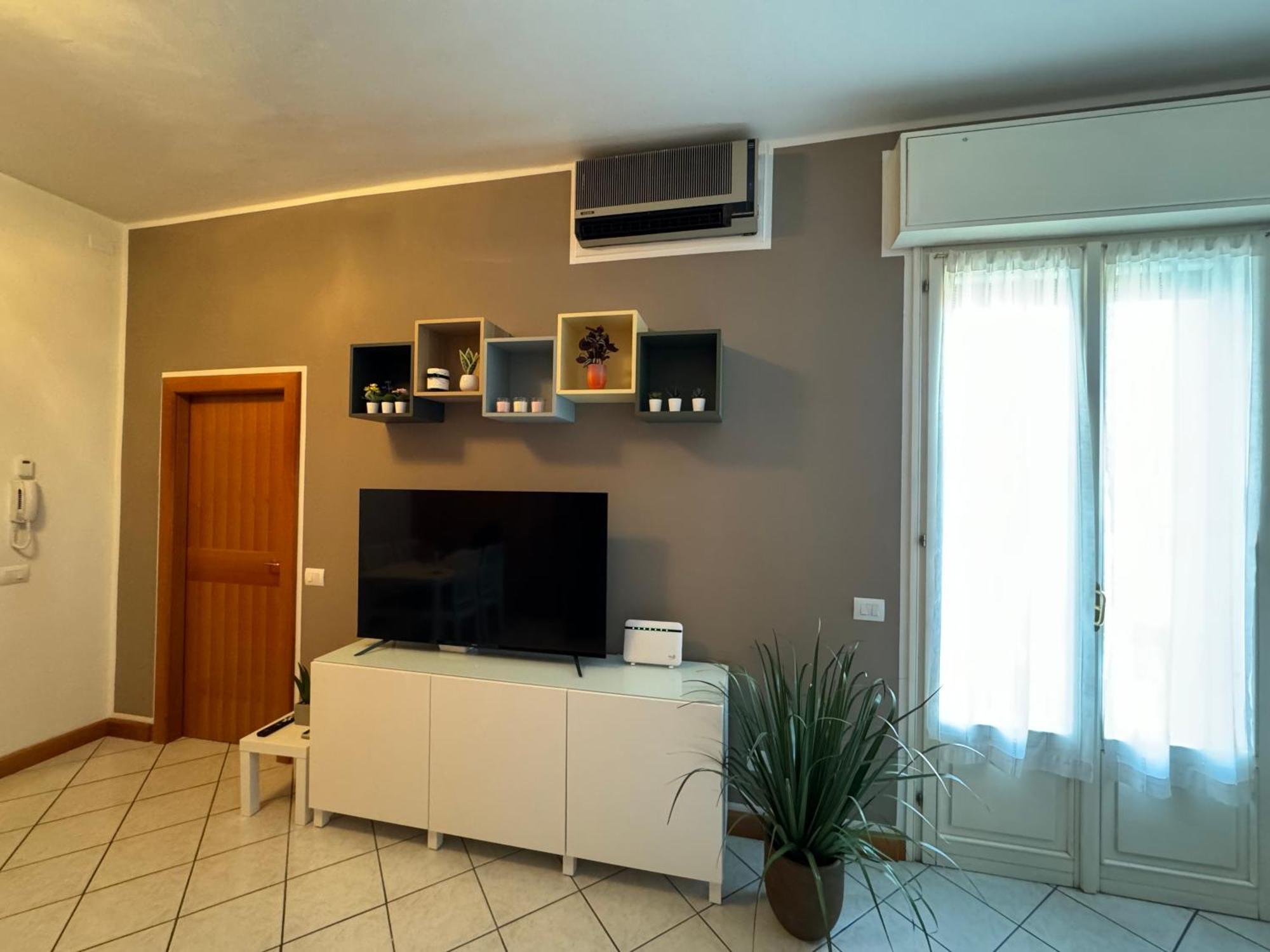 Nicholas B&B City Center- Apartment Болонья Екстер'єр фото